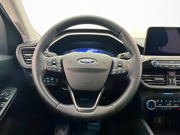 Ford Kuga 19 of 30