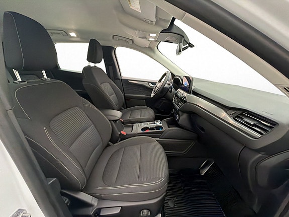 Ford Kuga 14 of 30