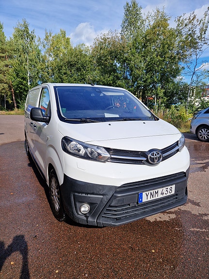 Toyota Proace 2 of 4