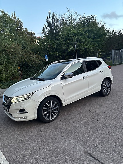 Nissan Qashqai 2 of 9