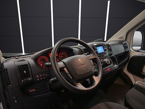 Peugeot Boxer 12 of 20