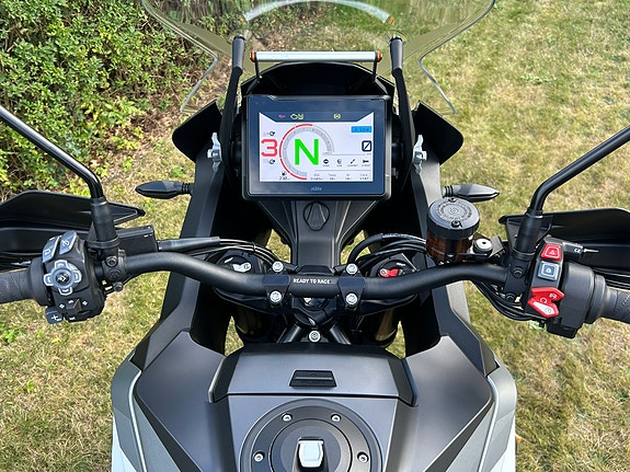 KTM 1290 Super Adventure S 6 of 8
