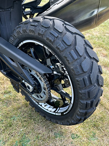 KTM 1290 Super Adventure S 7 of 8