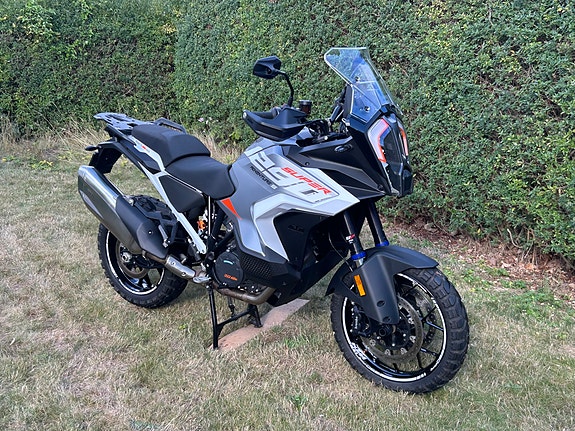 KTM 1290 Super Adventure S 4 of 8