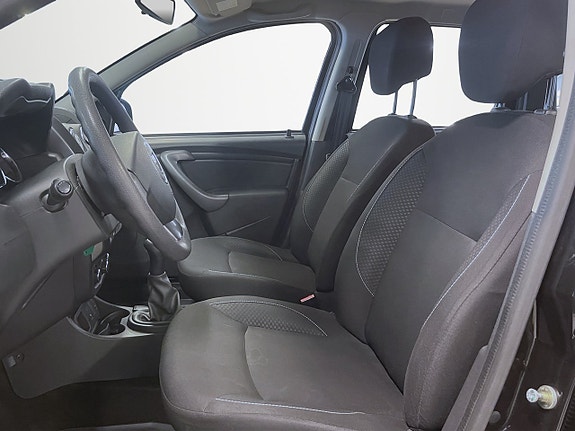 Dacia Duster 7 of 15