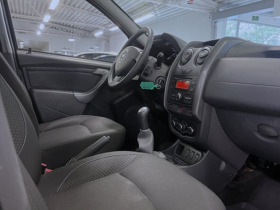 Dacia Duster 12 of 15