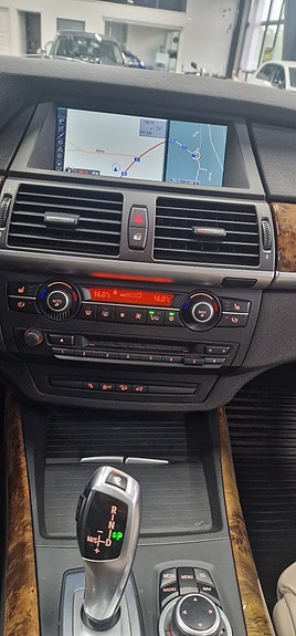 BMW X5 13 of 19