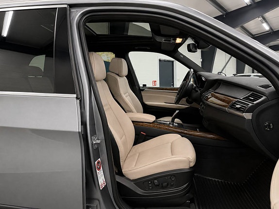 BMW X5 11 of 19