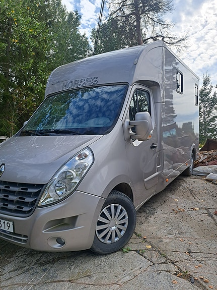 Renault Master 2 of 4