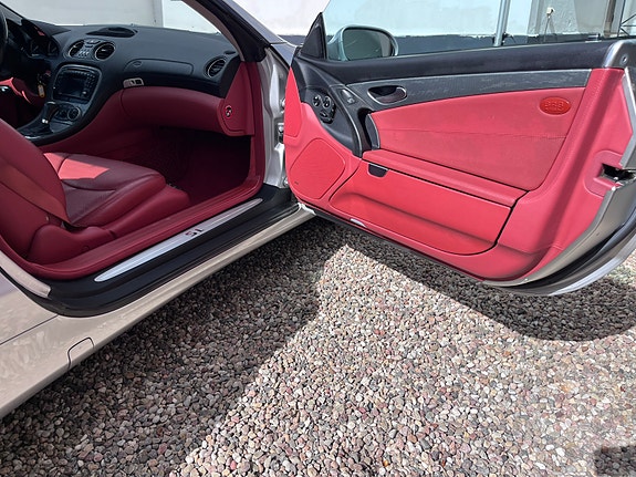 Mercedes-Benz SL500 5 of 18