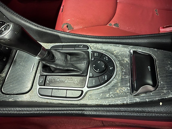 Mercedes-Benz SL500 20 of 22