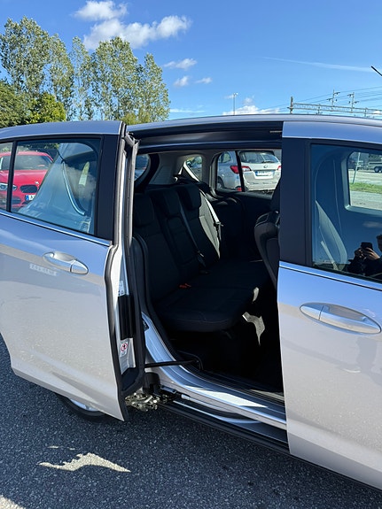 Ford B-MAX 12 of 18
