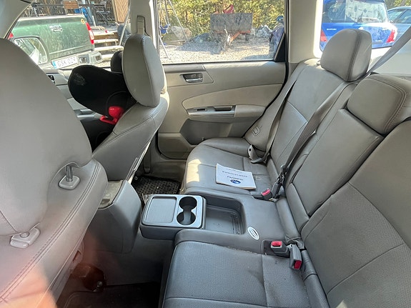 Subaru Forester 6 of 6