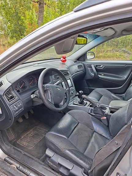 Volvo V70 5 of 8