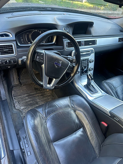Volvo XC70 4 of 4