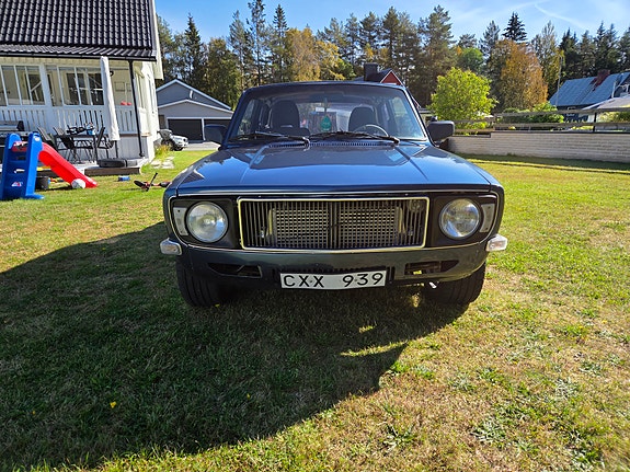 Volvo 142 3 of 7
