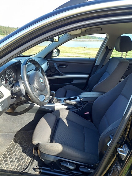 BMW 325i 17 of 21