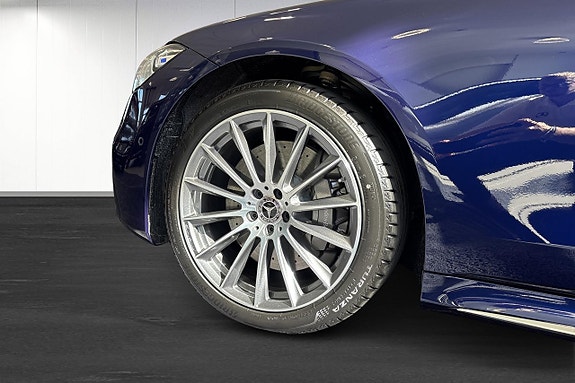 Mercedes-Benz S580 e 9 of 21