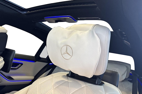 Mercedes-Benz S580 e 14 of 21