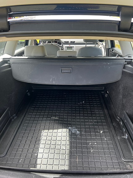 Volkswagen Passat 7 of 10