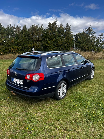Volkswagen Passat 9 of 10