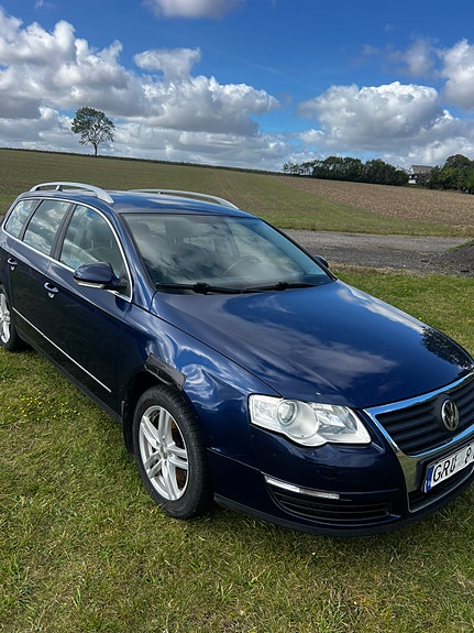 Volkswagen Passat 10 of 10