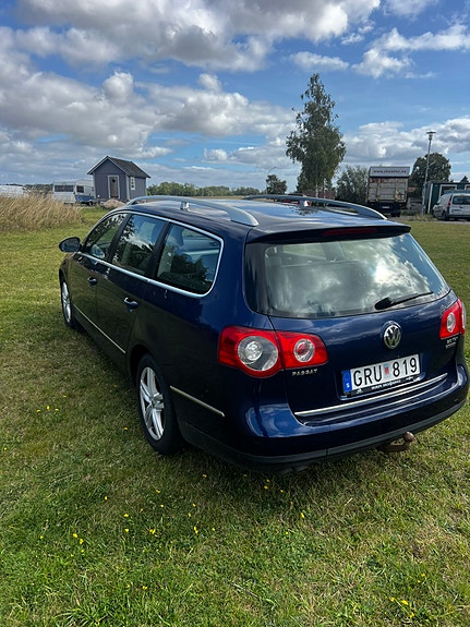 Volkswagen Passat 6 of 10