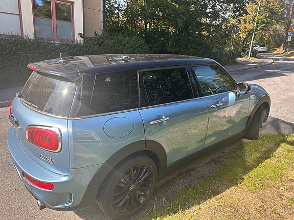 MINI Clubman Cooper S 2 of 4