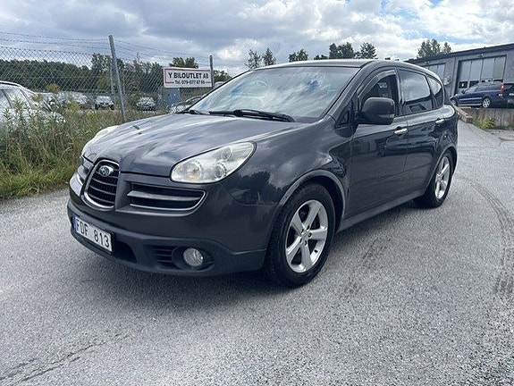 Subaru Tribeca 2 of 5