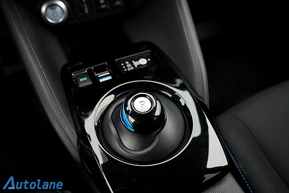 Nissan Leaf 23 of 28
