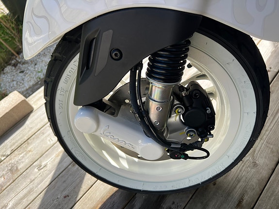 Piaggio Vespa Sprint 50 JB 12 of 13