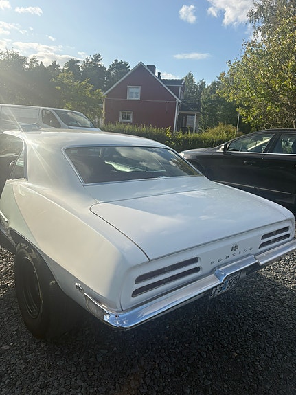 Pontiac Firebird 4 of 7