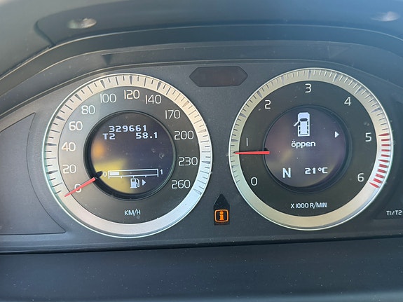 Volvo V70 7 of 19