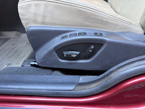Volvo V70 11 of 19