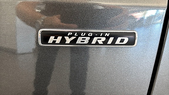 Ford Kuga 10 of 12