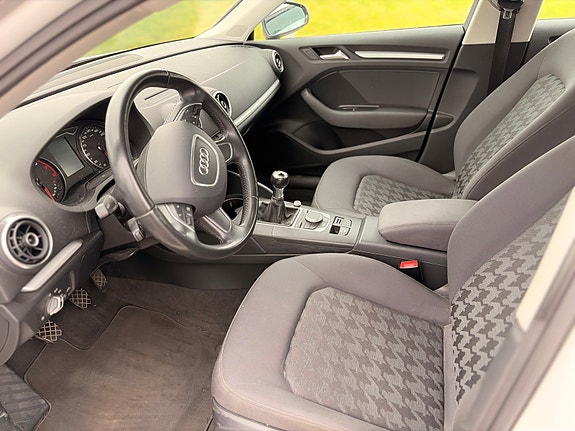 Audi A3 3 of 10