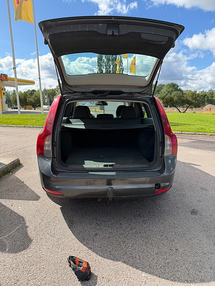 Volvo V50 9 of 10