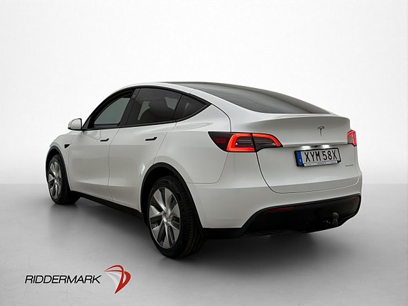 Tesla Model Y 6 of 30