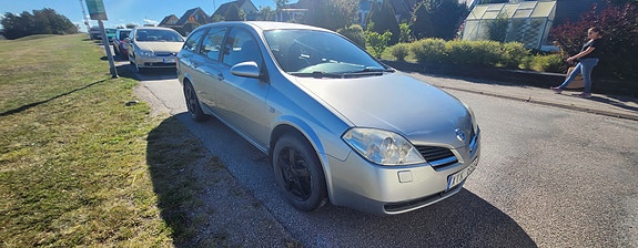 Nissan Primera 3 of 9