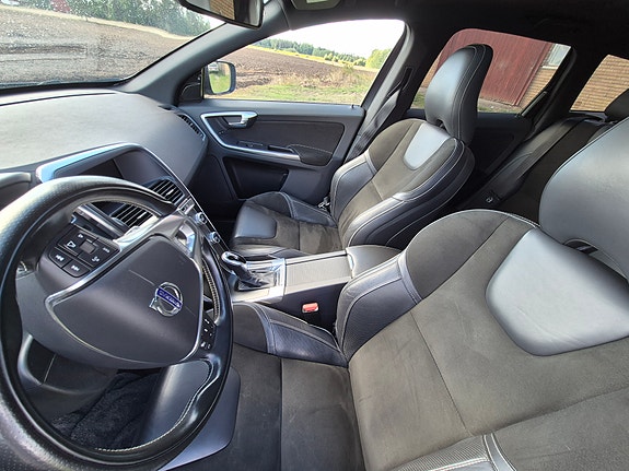 Volvo XC60 4 of 4