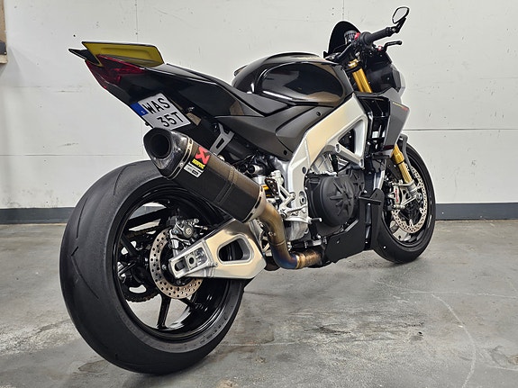 Aprilia TOUNO V4 3 of 8