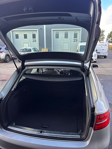 Audi A4 5 of 6