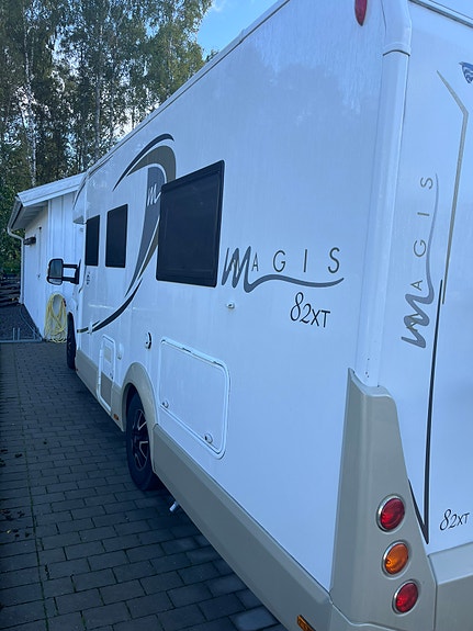 CI Magis 82XT 4 of 16