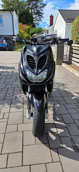 Yamaha Aerox 6 of 7