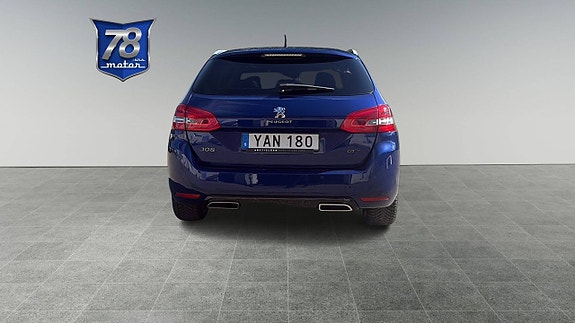 Peugeot 308 7 of 17