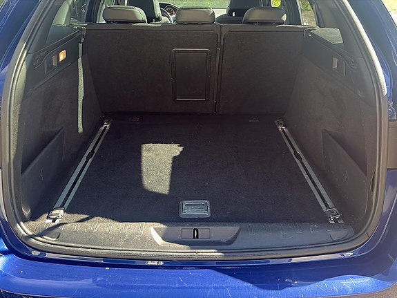 Peugeot 308 15 of 17