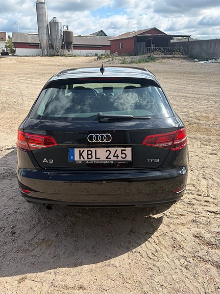 Audi A3 4 of 12