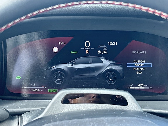 Toyota C-HR 29 of 30