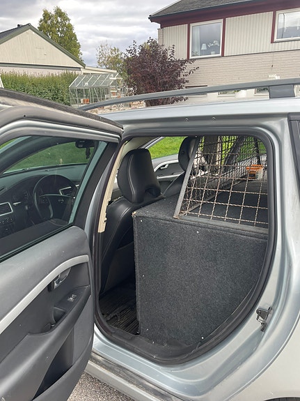 Volvo V70 8 of 9