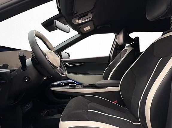 Kia EV6 14 of 30